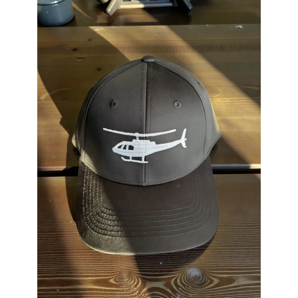 Classic Cap "Helicopter" – 6-Panel Basecap mit Stickerei