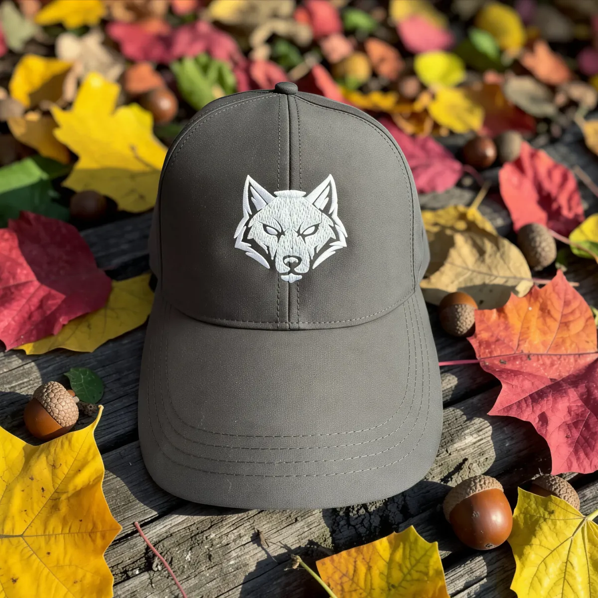 Water Resistant Cap "Wolf Icon" Oliv