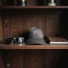 Klassische Cap "Red Biplane" Schwarz