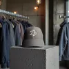 Klassische Cap "Dancing Wolf" Schwarz