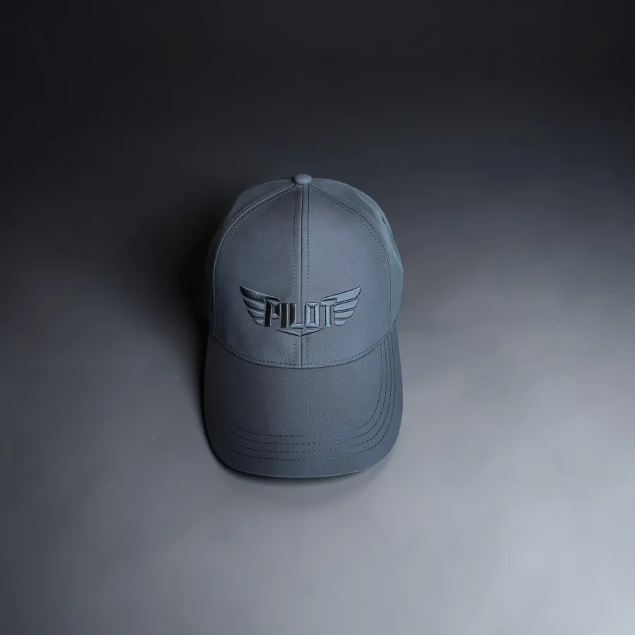 Cap „Pilot Wings“, Schwarz mit schwarzer Stickerei