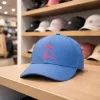 Klassische Cap "Cat Outline" Blau mit roter Stickerei