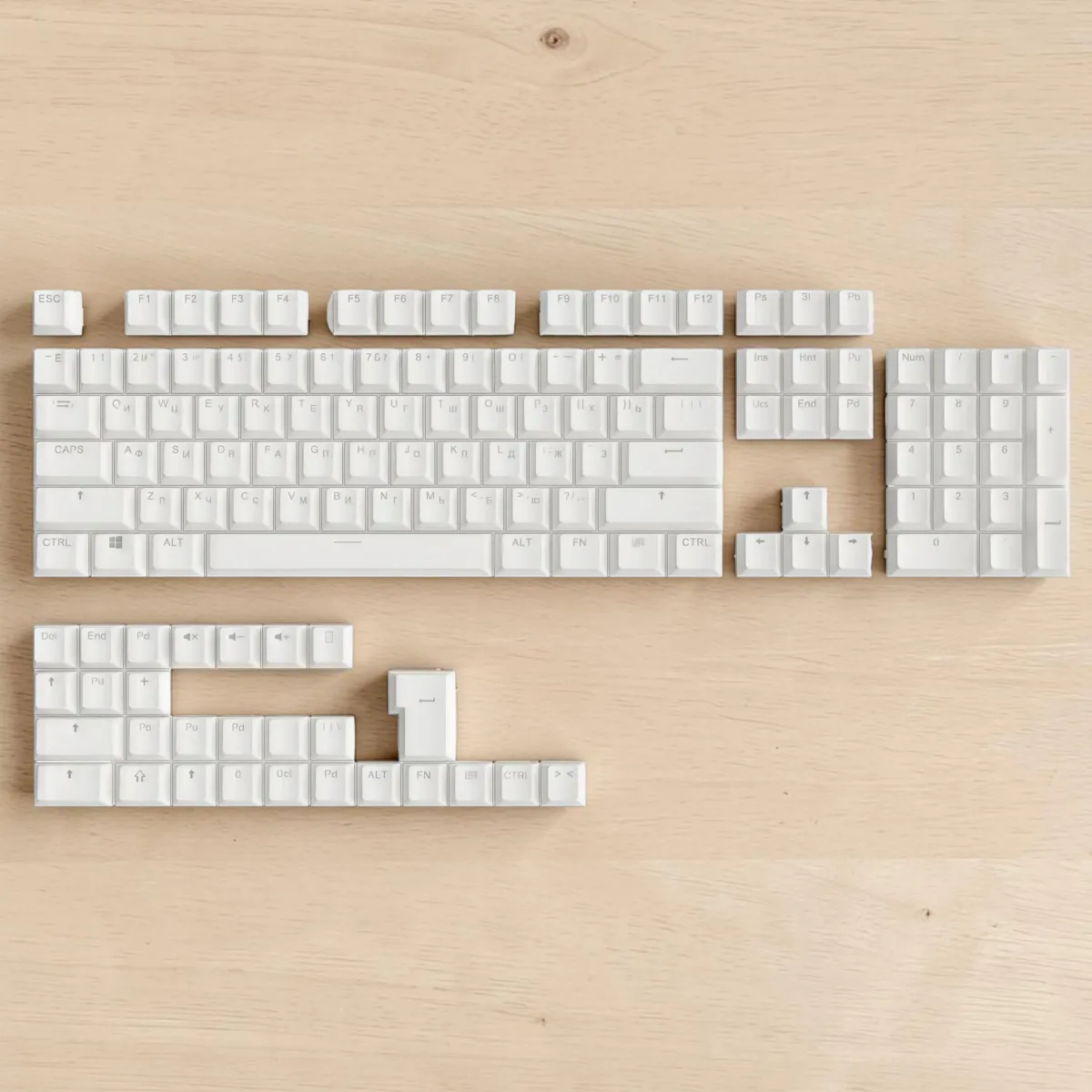 Keycap Set с русской раскладкой – 104 клавиши из ABS с прозрачными символами