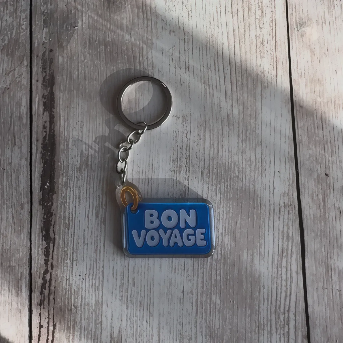 Akrylový přívěsek BON VOYAGE