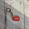 Akrylowy brelok ARZT (czerwony)