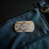 Titan-Schlüsselanhänger "Remove Before Flight" – Lasergravur