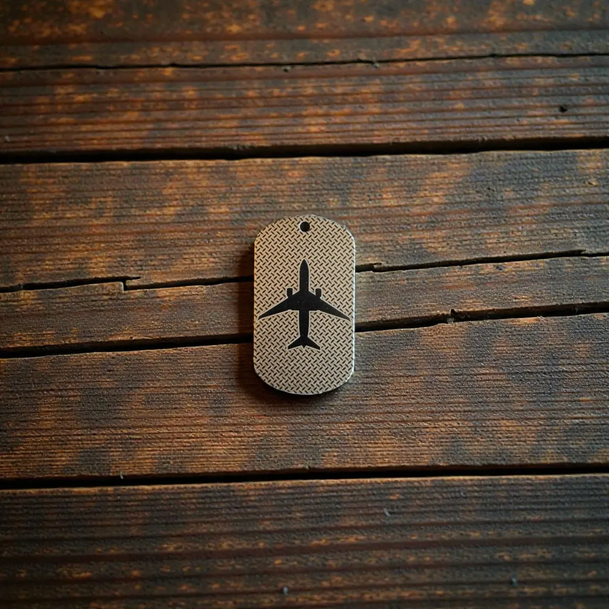 Titan Schlüsselanhänger – Aircraft Silhouette Pattern