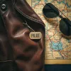 Titan Schlüsselanhänger "PILOT" – Micro Grid Pattern