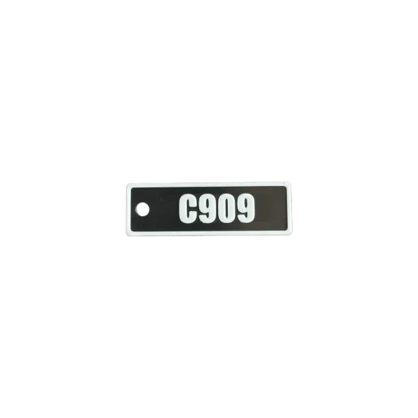 Schlüsselanhänger "C909" – Aviation Design Kunststoff Tag 82×26 mm