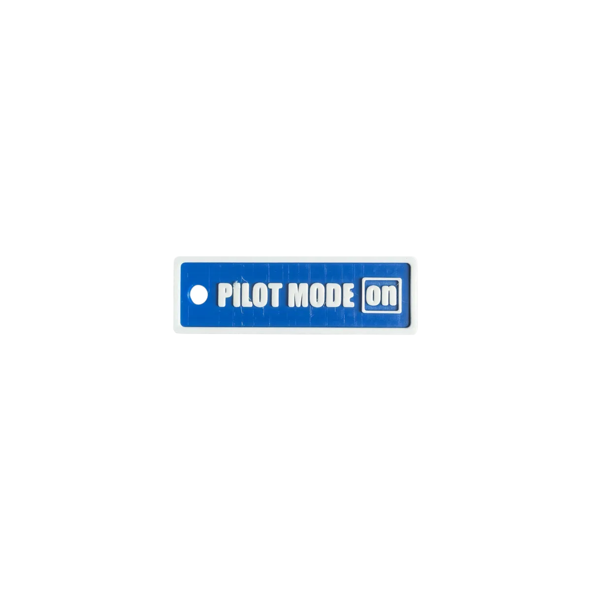 Schlüsselanhänger "PILOT MODE ON" – Aviation Kunststoff Tag 82×26 mm