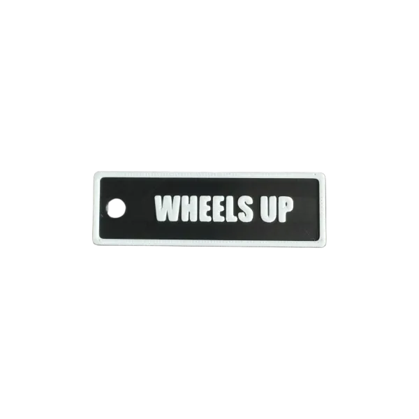 Schlüsselanhänger "WHEELS UP" – Aviation Kunststoff Tag 82×26 mm