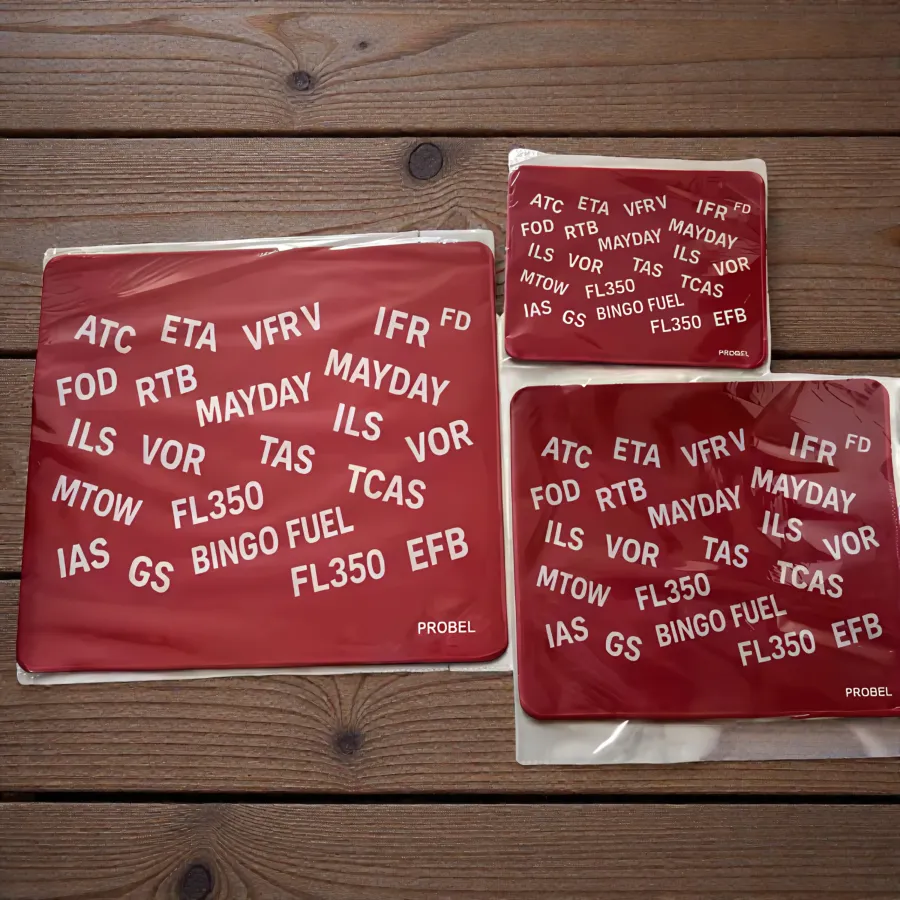 Mousepad „Aviation Acronyms“ – Flight Desk Mat, rot