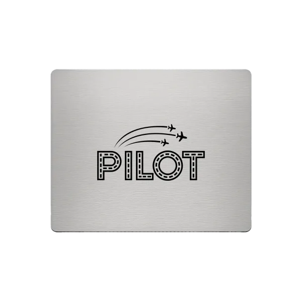Aluminium-Mousepad – Lasergravur „PILOT mit Runway-Schrift“