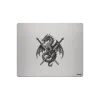 Alfombrilla de ratón de aluminio – grabado láser “Dragon & Crossed Swords”