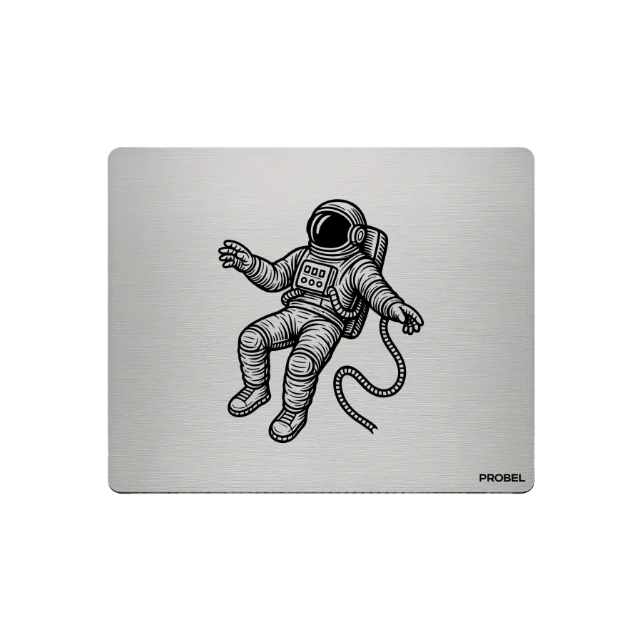 Aluminium-Mousepad – Lasergravur „Floating Astronaut“