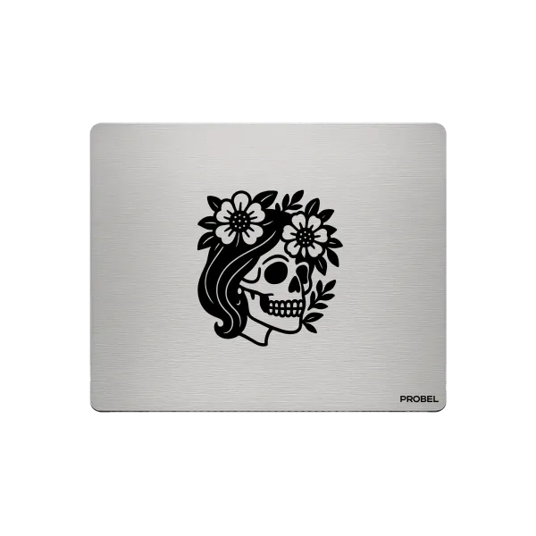 Aluminium-Mousepad – Lasergravur „Floral Skull Lady“