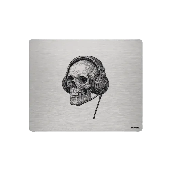 Aluminium-Mousepad – Lasergravur „Cyber Skull Operator“