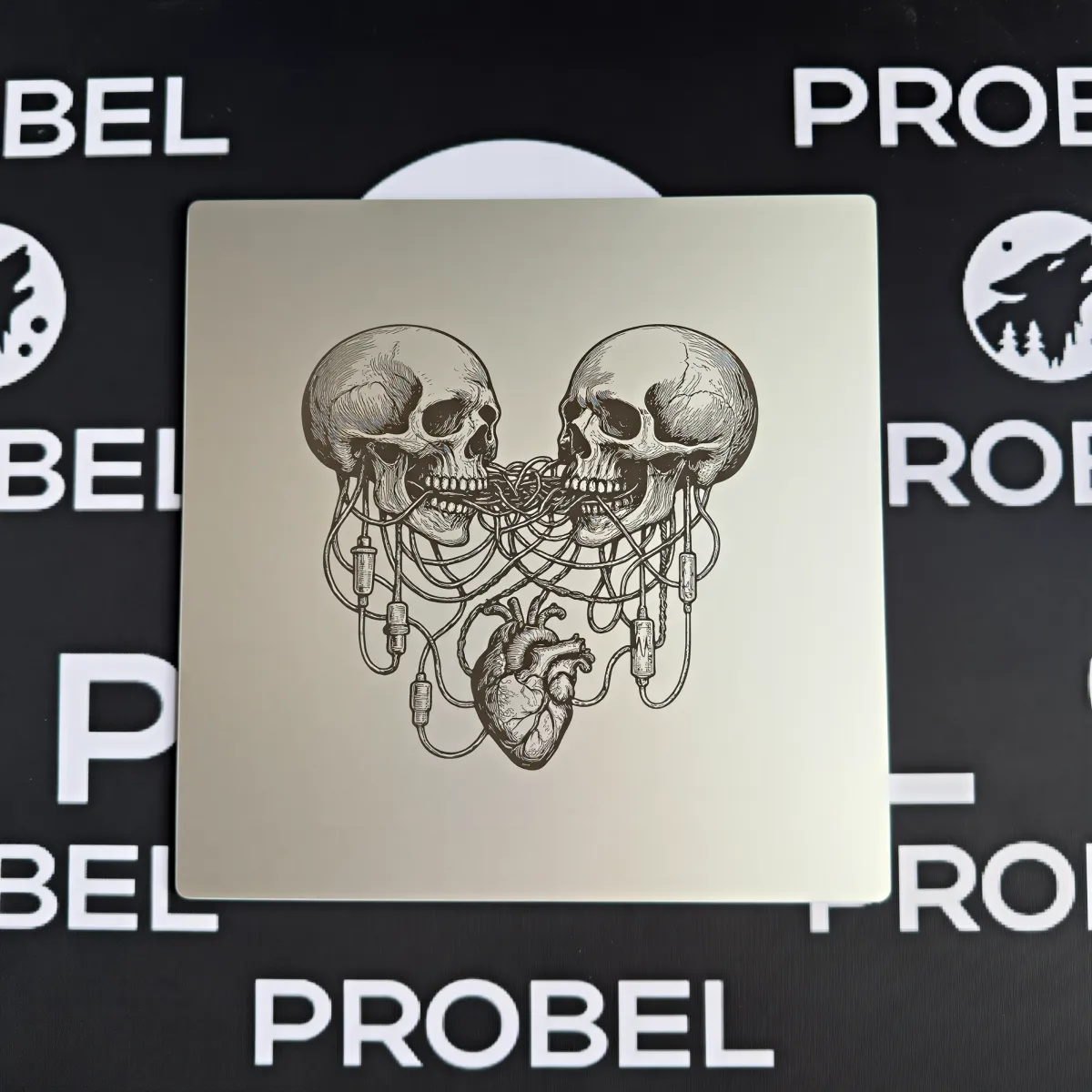 Aluminium-Mousepad – Lasergravur „Cyber Heartlink“