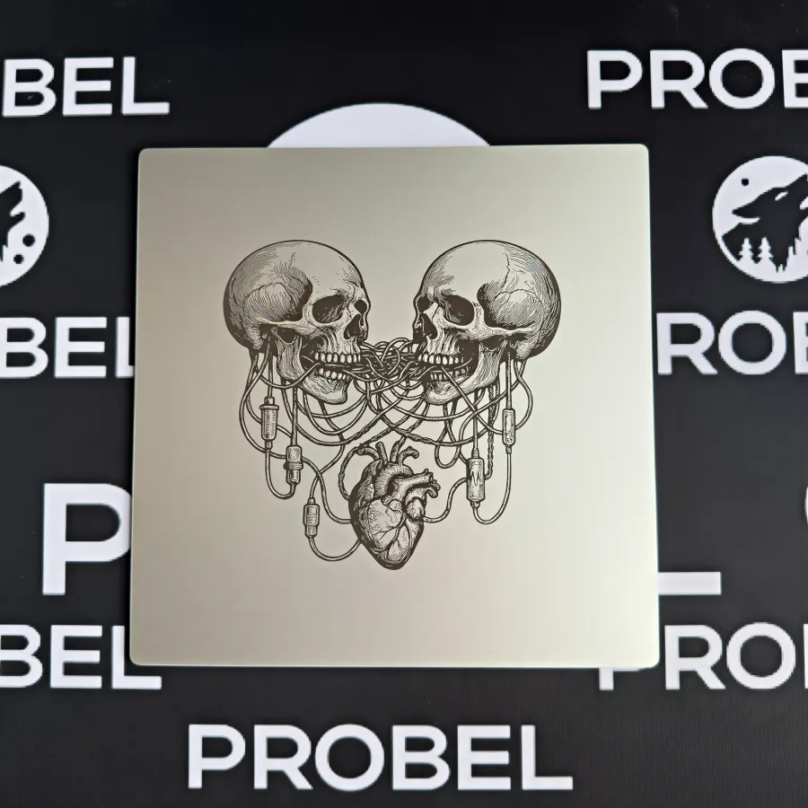 Aluminium-Mousepad – Lasergravur „Cyber Heartlink“