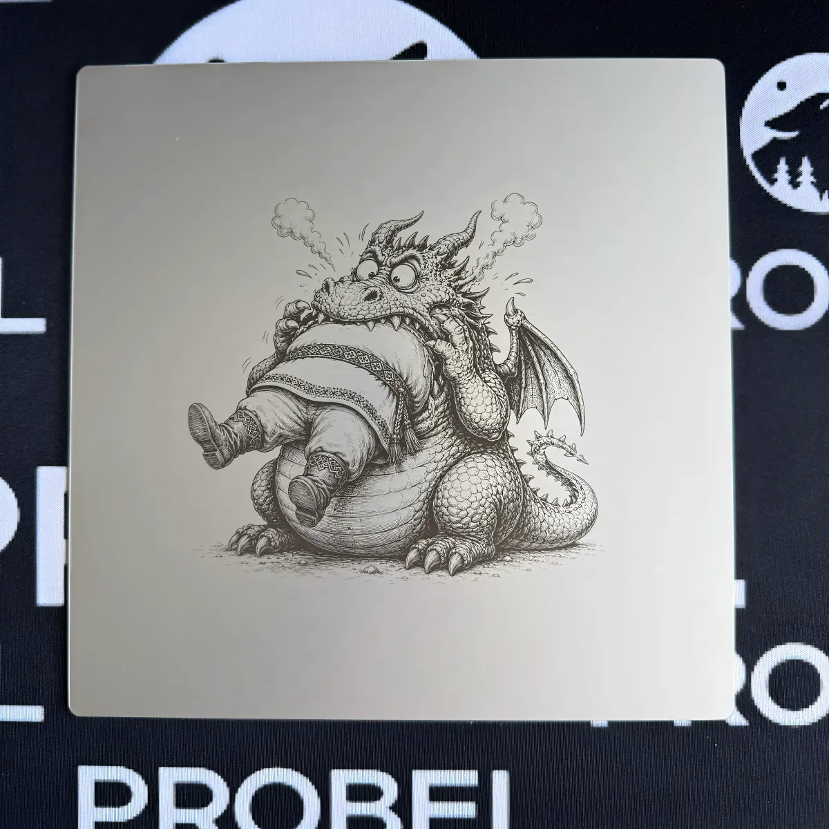 Aluminium-Mousepad – Lasergravur „Hungry Dragon“