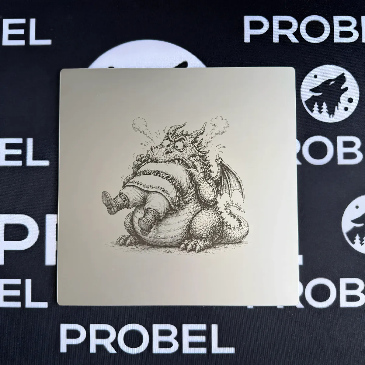 Aluminium-Mousepad – Lasergravur „Hungry Dragon“