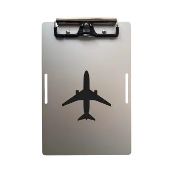 Aluminium Clipboard A5 – Pilot Kneeboard mit Flugzeug-Lasergravur inkl. Kniegurt