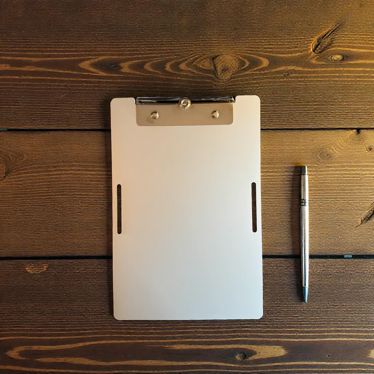 Aluminium Clipboard A5 – Pilot Kneeboard Runway