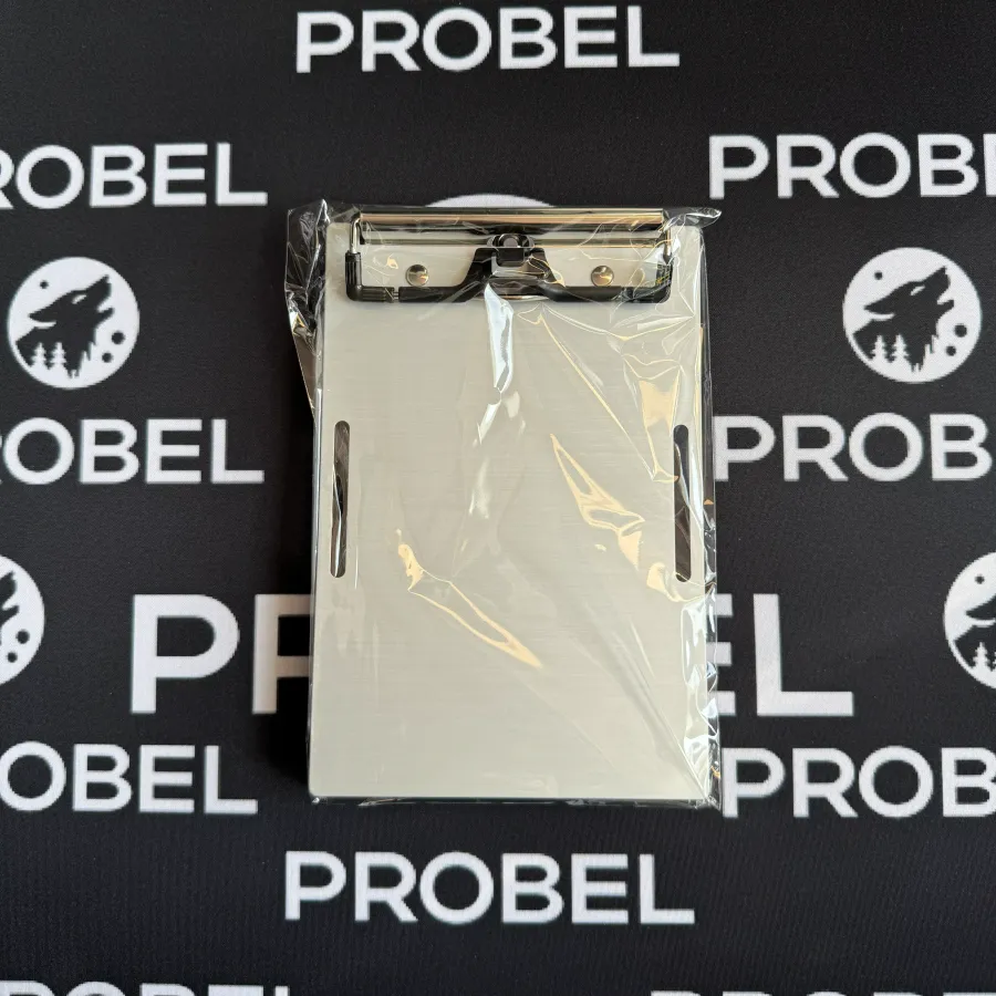 Clipboard en aluminium A6 135 × 200 mm avec sangle de jambe