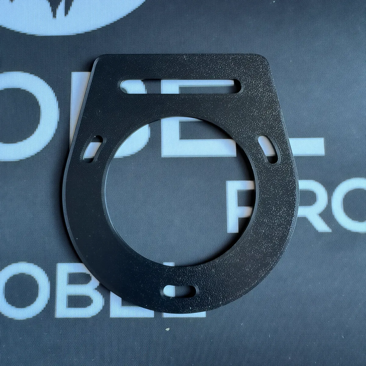 Bride de fixation pour ventilation cockpit compatible avec Piper PA28