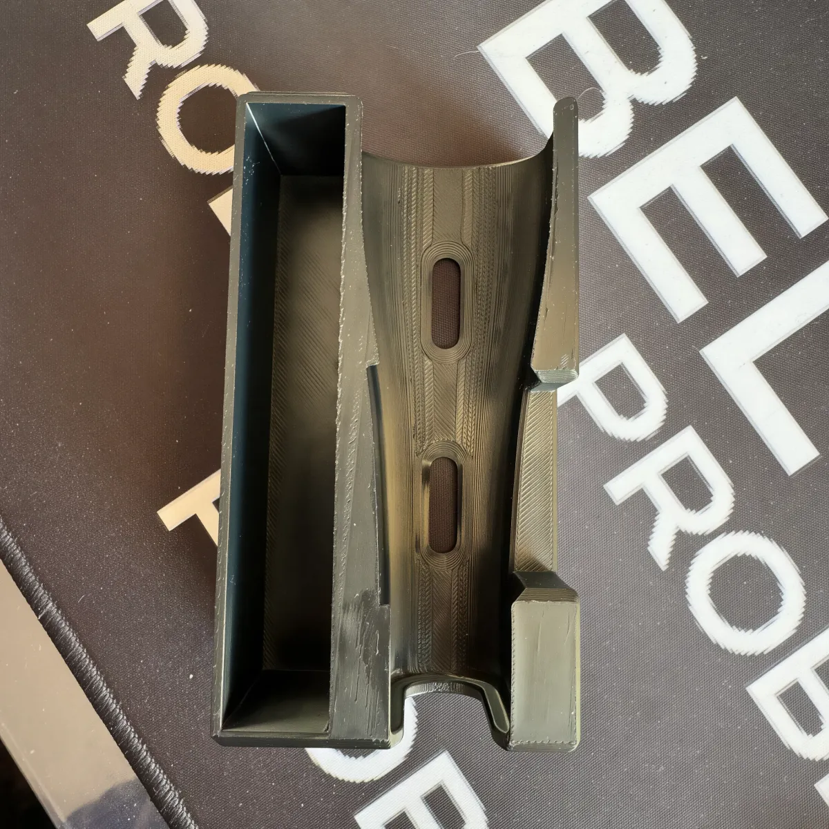 Cockpit Halter mit Seitenfach für Bose A20 Aviation Headset Control Module